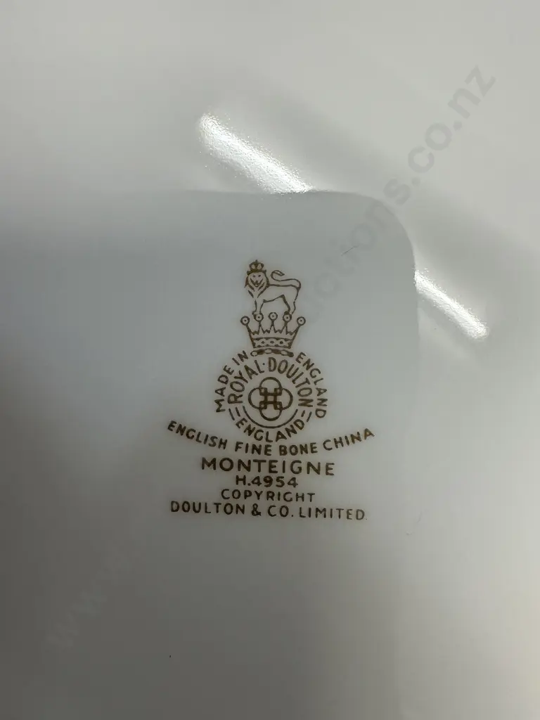  Royal Doulton English Fine China "Monteige" Dinner Ware & Demi Cups & Saucers #H4954 66 Pieces Image 1++